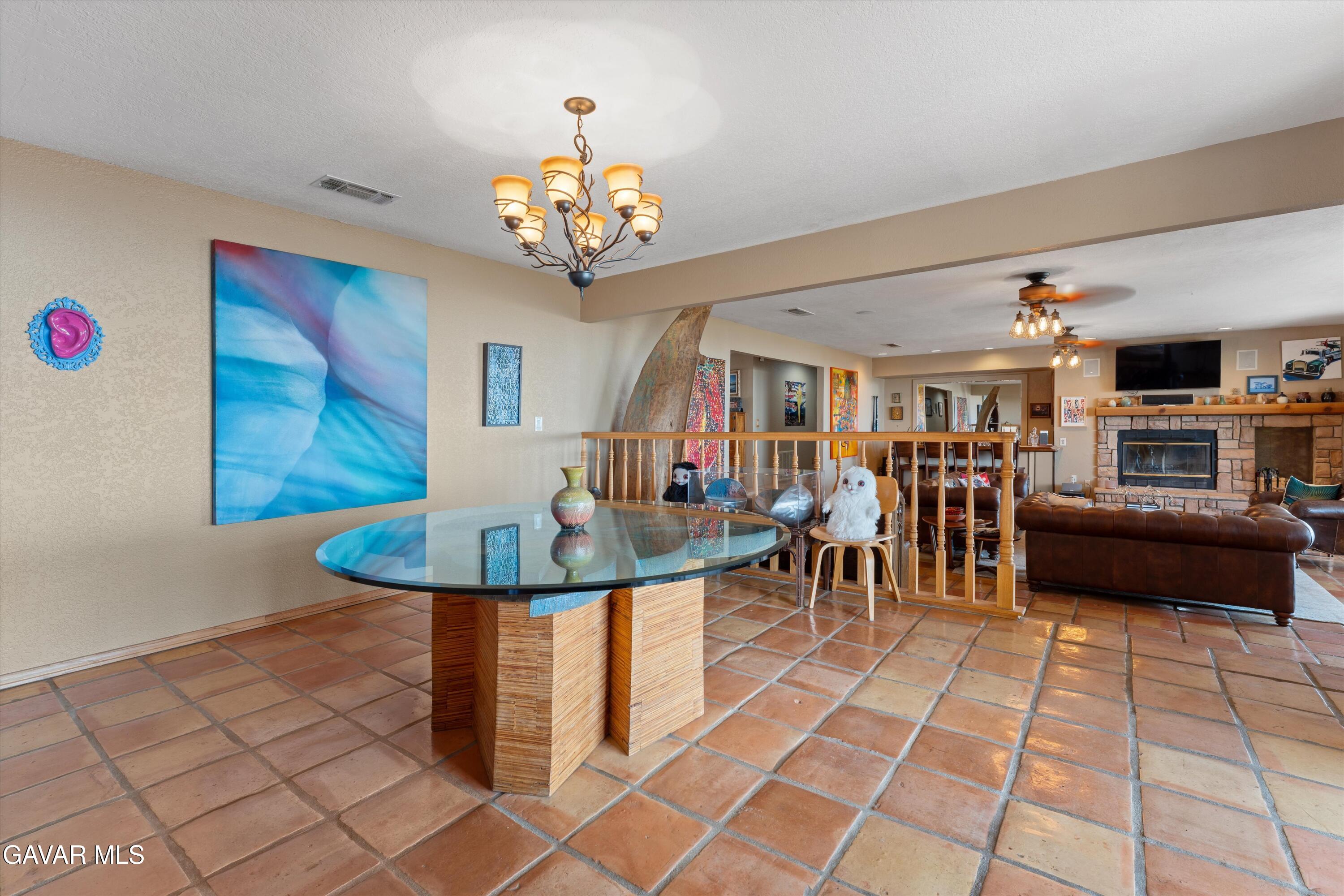 Tehachapi, California, 93561, United States, 4 Bedrooms Bedrooms, ,4 BathroomsBathrooms,Residential,Active,1929779