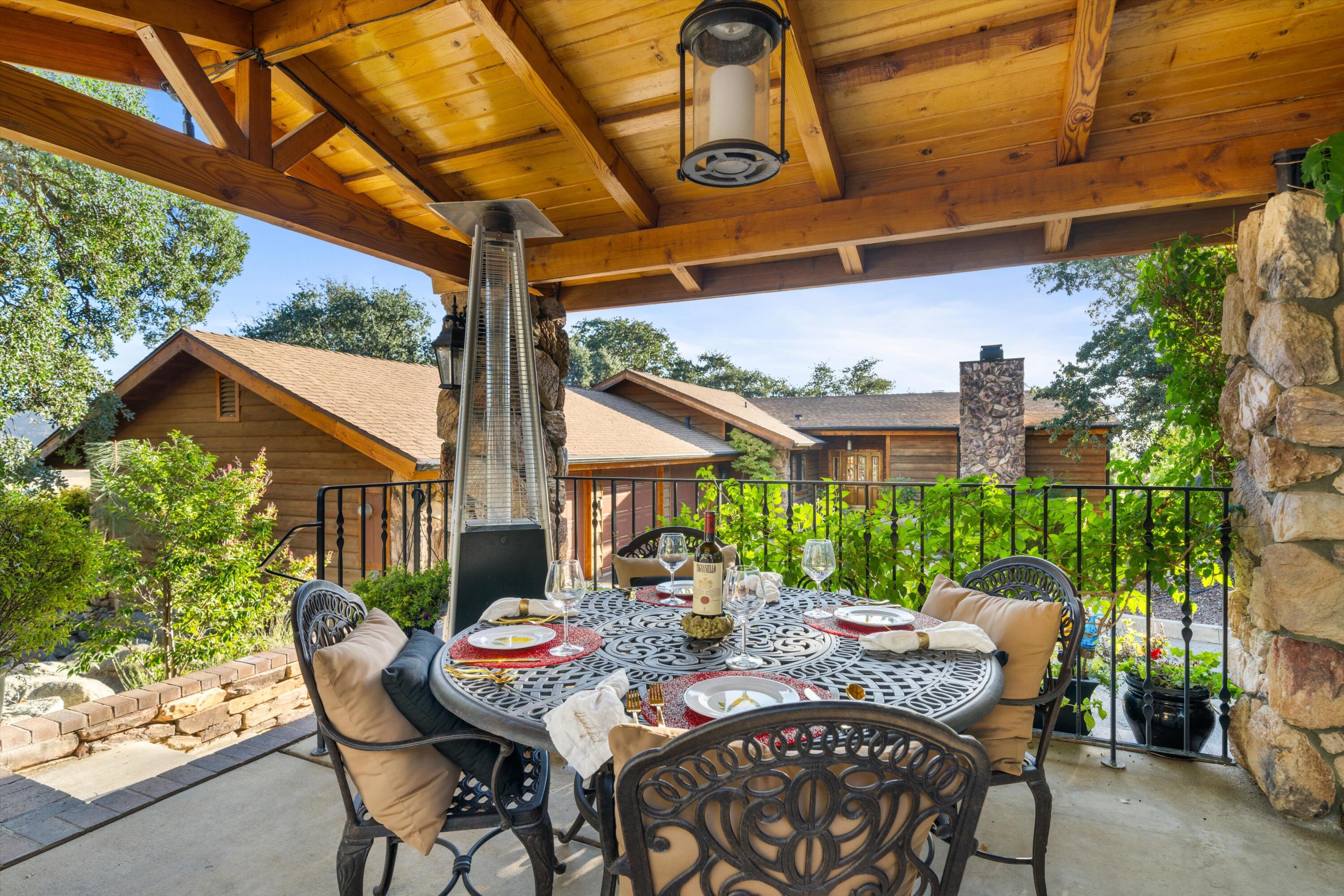 Tehachapi, California, 93561, United States, 3 Bedrooms Bedrooms, ,3 BathroomsBathrooms,Residential,Active,1945509