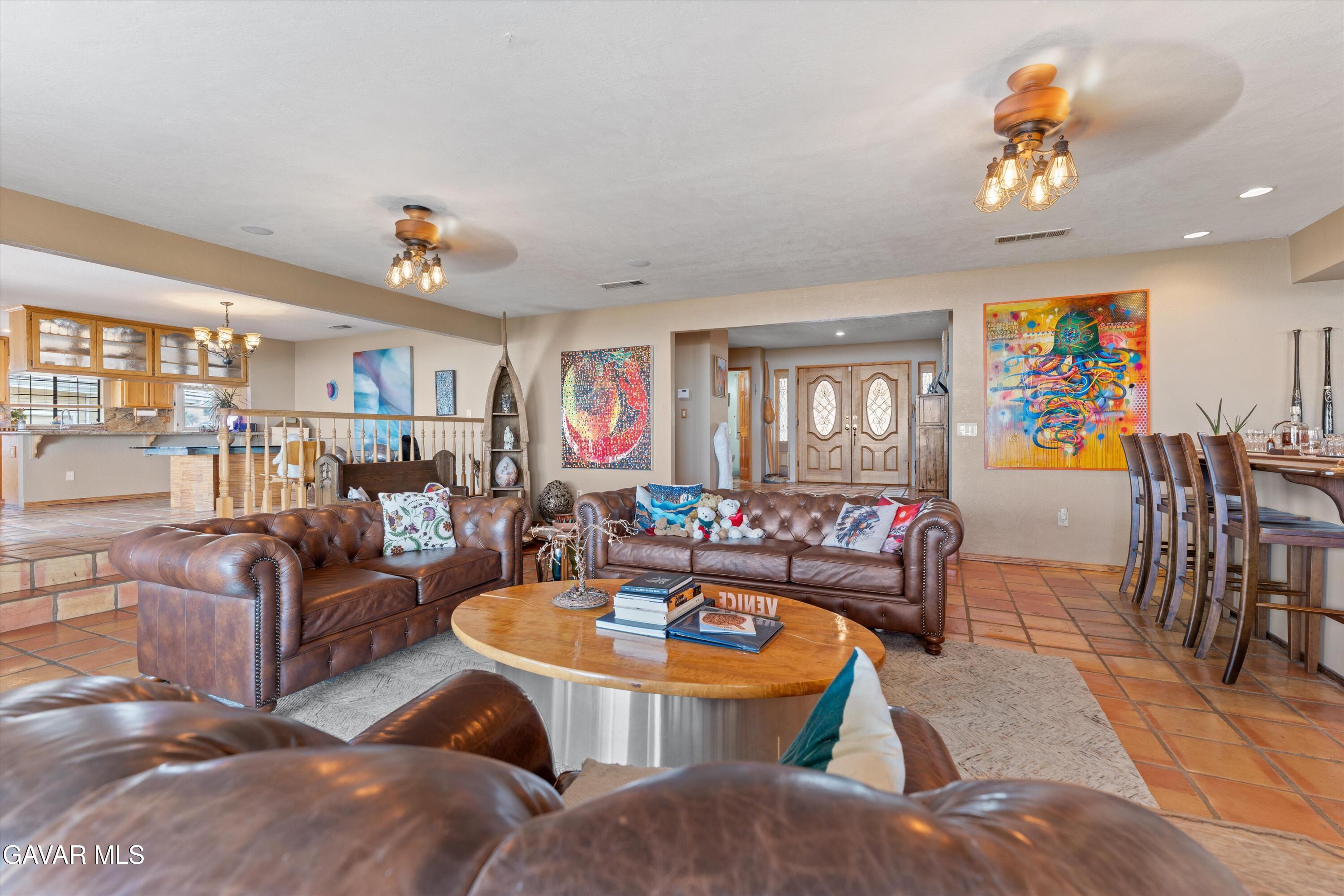 Tehachapi, California, 93561, United States, 4 Bedrooms Bedrooms, ,4 BathroomsBathrooms,Residential,Active,1929779