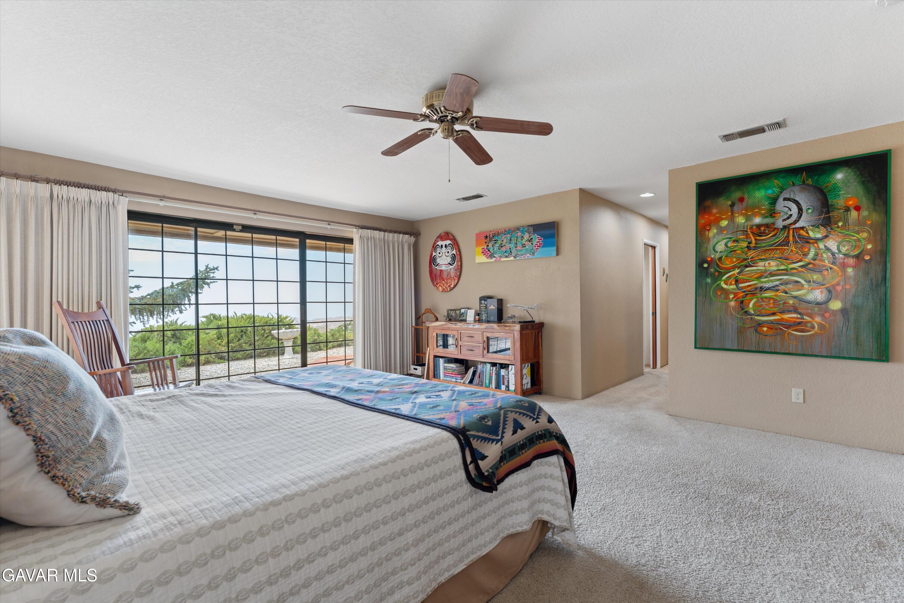 Tehachapi, California, 93561, United States, 4 Bedrooms Bedrooms, ,4 BathroomsBathrooms,Residential,Active,1929779