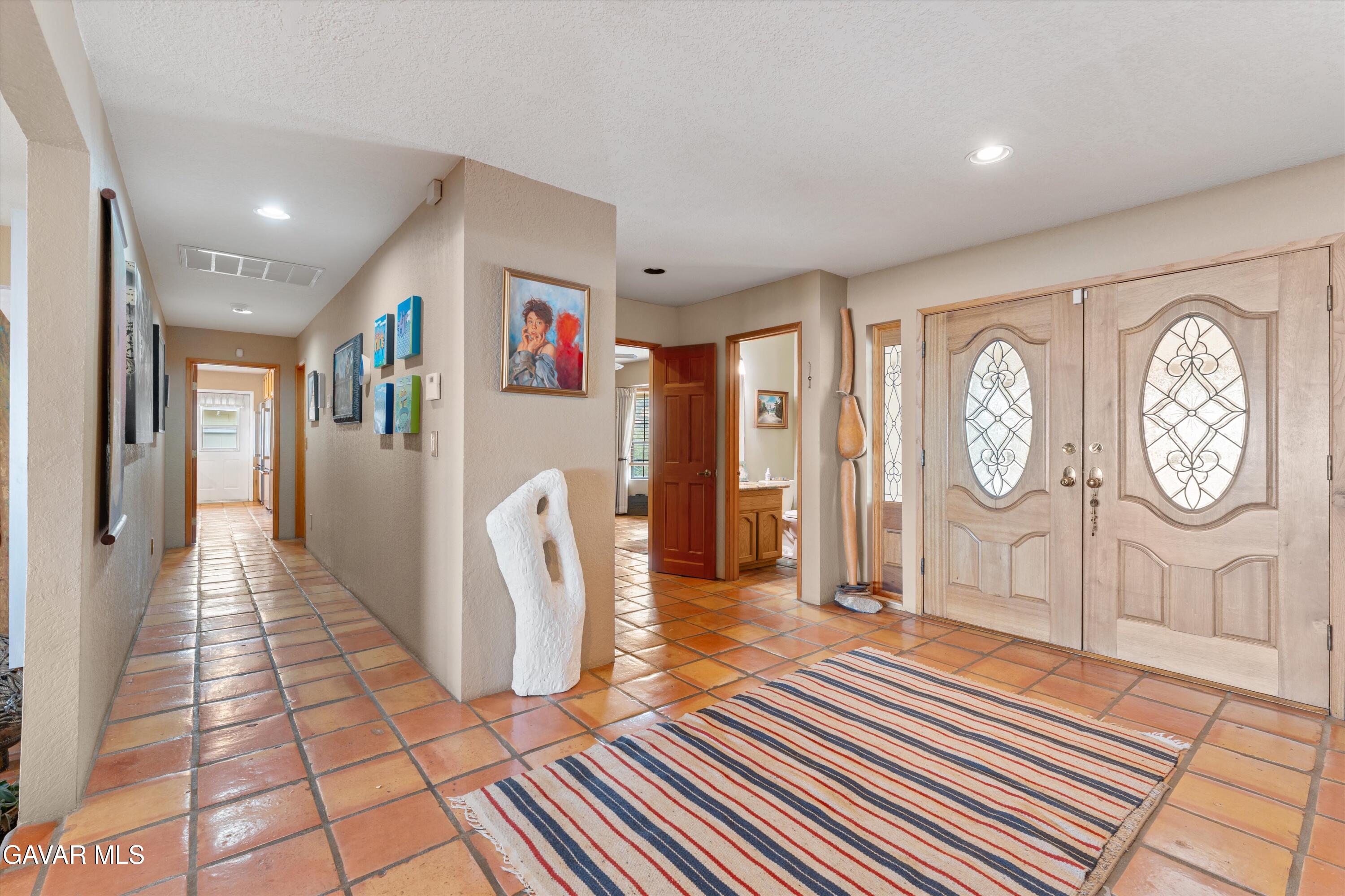 Tehachapi, California, 93561, United States, 4 Bedrooms Bedrooms, ,4 BathroomsBathrooms,Residential,Active,1929779