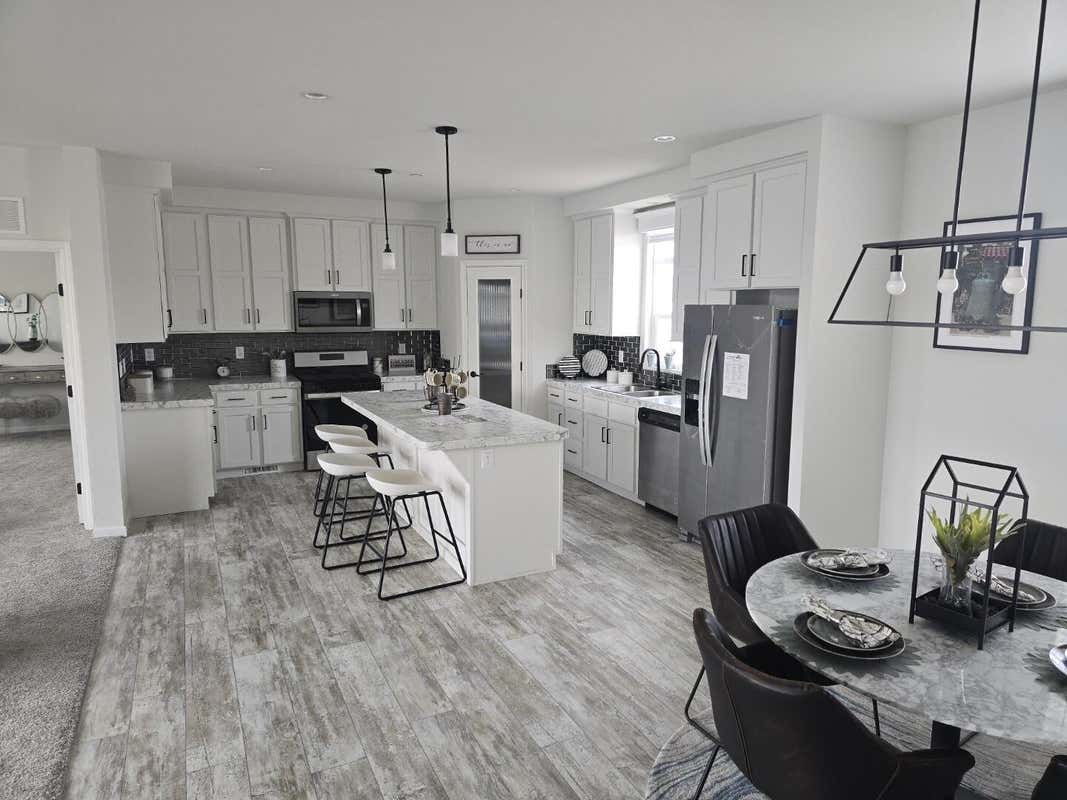 3524 E Avenue R Spc 109  