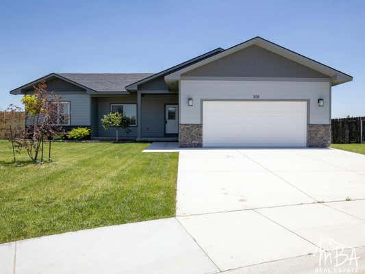 308 PARKVIEW DR, GARDEN CITY, KS 67846 - Image 1