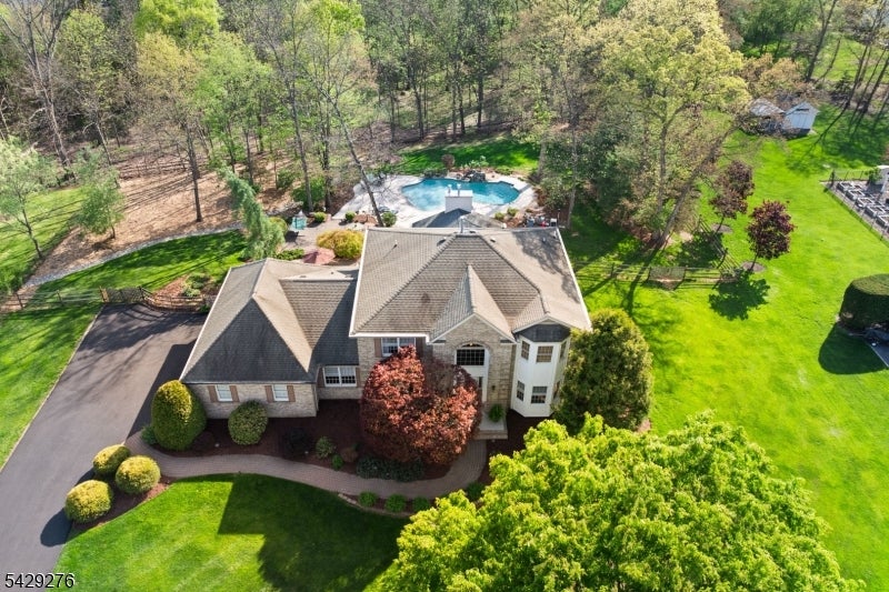 Montgomery Twp., New Jersey, 08502, United States, 5 Bedrooms Bedrooms, ,4 BathroomsBathrooms,Residential,Pending,2045617