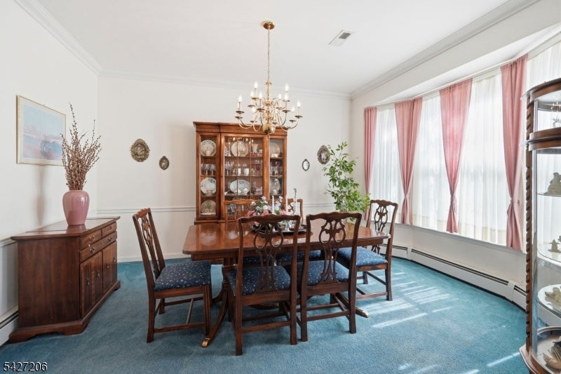 Franklin Twp., New Jersey, 08540, United States, 4 Bedrooms Bedrooms, ,4 BathroomsBathrooms,Residential,Active,2042172