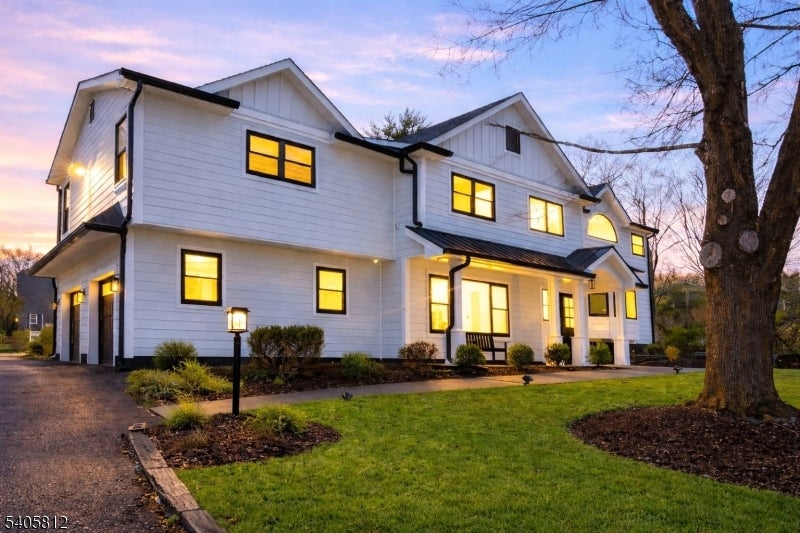 Warren Twp., New Jersey, 07059, United States, 4 Bedrooms Bedrooms, ,3 BathroomsBathrooms,Residential,Active,2012466