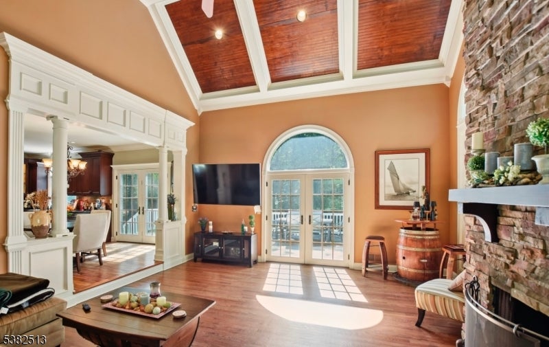 Warren Twp., New Jersey, 07059, United States, 5 Bedrooms Bedrooms, ,4 BathroomsBathrooms,Residential,Active,1945488