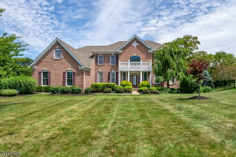 Mount Olive Twp., New Jersey, 07836, United States, 4 Bedrooms Bedrooms, ,6 BathroomsBathrooms,Residential,Active,1902935