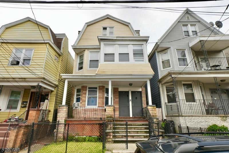 211 WILKINSON AVE, JERSEY CITY, NJ 07305, photo 1 of 3