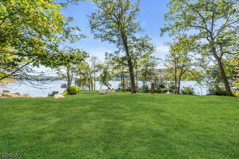 Hopatcong Boro, New Jersey, 07843, United States, 3 Bedrooms Bedrooms, ,2 BathroomsBathrooms,Residential,Active,1952050