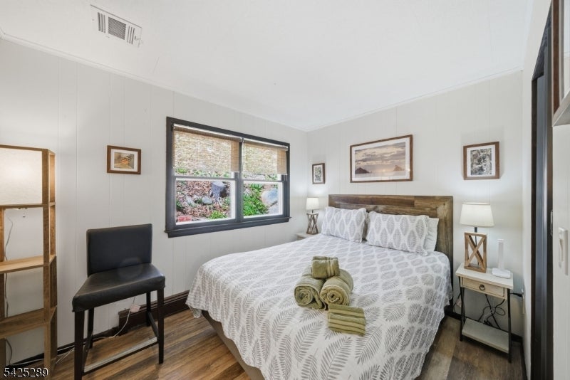 Hopatcong Boro, New Jersey, 07843, United States, 3 Bedrooms Bedrooms, ,2 BathroomsBathrooms,Residential,Active,2043452