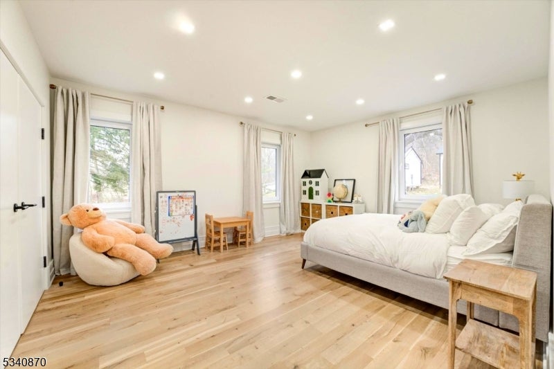 Knowlton Twp., New Jersey, 07832, United States, ,3 BathroomsBathrooms,Residential,Active,1723148