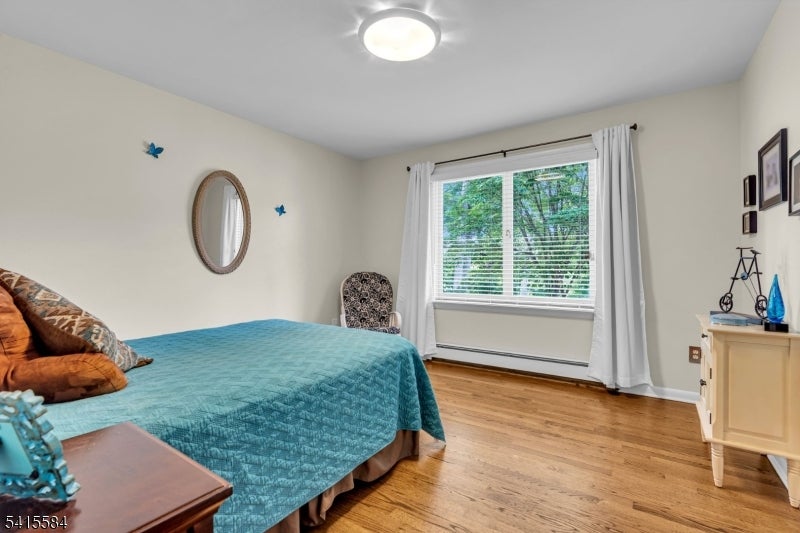 Hopatcong Boro, New Jersey, 07821, United States, 3 Bedrooms Bedrooms, ,3 BathroomsBathrooms,Residential,Active,2043427