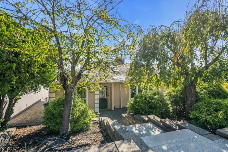 Hopatcong Boro, New Jersey, 07843, United States, 3 Bedrooms Bedrooms, ,2 BathroomsBathrooms,Residential,Active,1946536