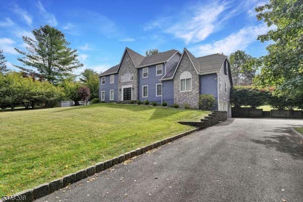 8 FIDELIAN WAY, TOWACO, NJ 07082 - Image 1