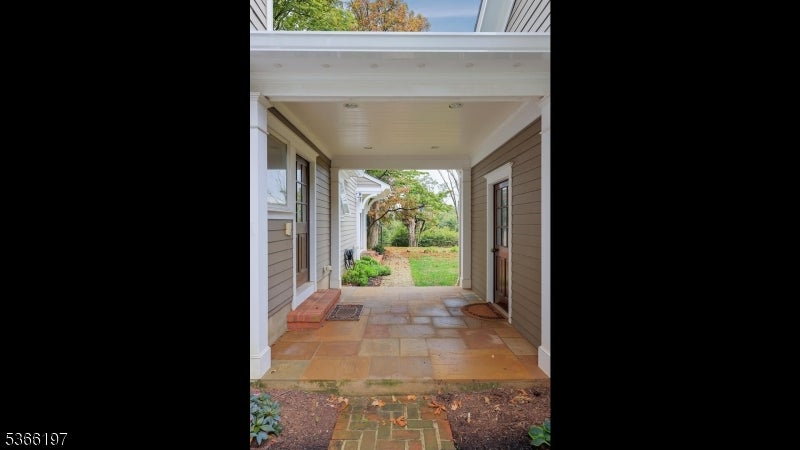 Watchung Boro, New Jersey, 07069, United States, 5 Bedrooms Bedrooms, ,4 BathroomsBathrooms,Residential,Active,1962192