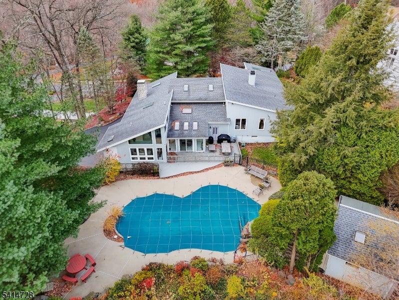 Denville Twp., New Jersey, 07834, United States, 6 Bedrooms Bedrooms, ,5 BathroomsBathrooms,Residential,Active,2026325