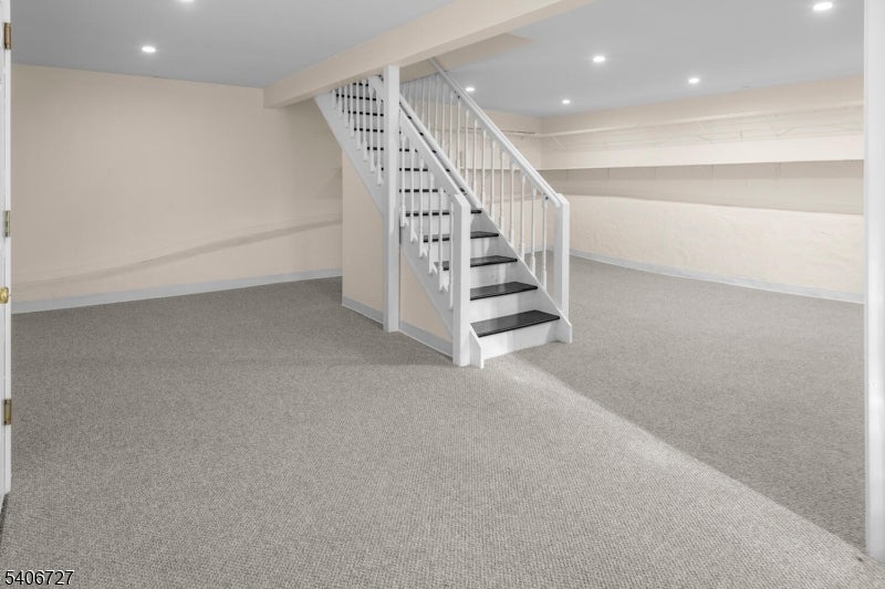 West Milford Twp., New Jersey, 07421, United States, 4 Bedrooms Bedrooms, ,4 BathroomsBathrooms,Residential,Active,2012909