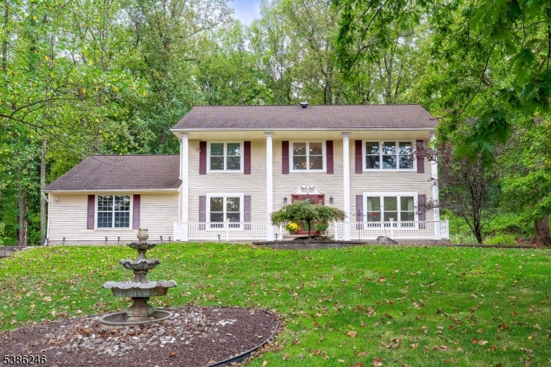 Franklin Twp., New Jersey, 08540, United States, 4 Bedrooms Bedrooms, ,3 BathroomsBathrooms,Residential,Active,1953016