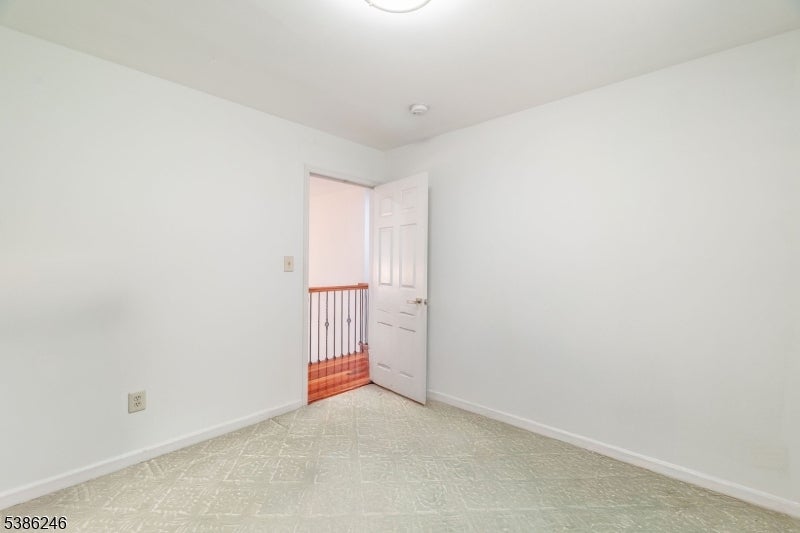 Franklin Twp., New Jersey, 08540, United States, 4 Bedrooms Bedrooms, ,3 BathroomsBathrooms,Residential,Active,1953016