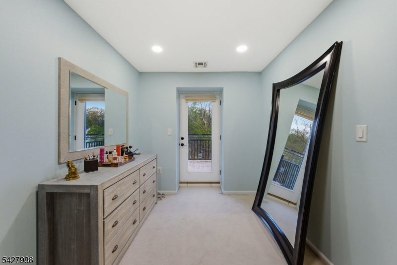Monroe Twp., New Jersey, 08831, United States, 5 Bedrooms Bedrooms, ,4 BathroomsBathrooms,Residential,Active,2041399