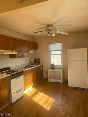 5 GARFIELD PL # 2, TOTOWA BORO, NJ 07512, photo 4 of 8