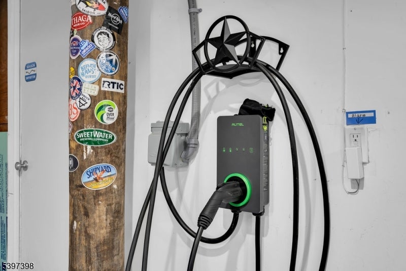 Ship Bottom Boro, New Jersey, 08008, United States, 5 Bedrooms Bedrooms, ,4 BathroomsBathrooms,Residential,Active,1996256