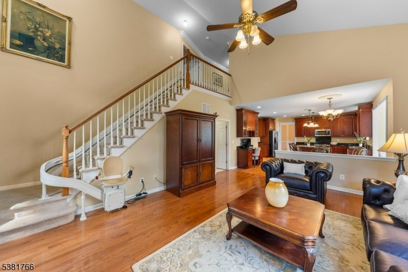 Franklin Twp., New Jersey, 08540, United States, 4 Bedrooms Bedrooms, ,3 BathroomsBathrooms,Residential,Active,1945520