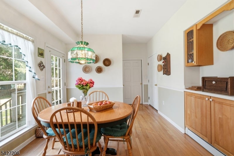Franklin Twp., New Jersey, 08540, United States, 4 Bedrooms Bedrooms, ,4 BathroomsBathrooms,Residential,Active,2042172