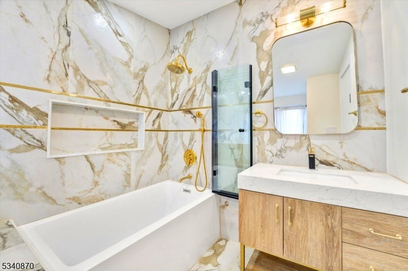 Knowlton Twp., New Jersey, 07832, United States, ,3 BathroomsBathrooms,Residential,Active,1723148