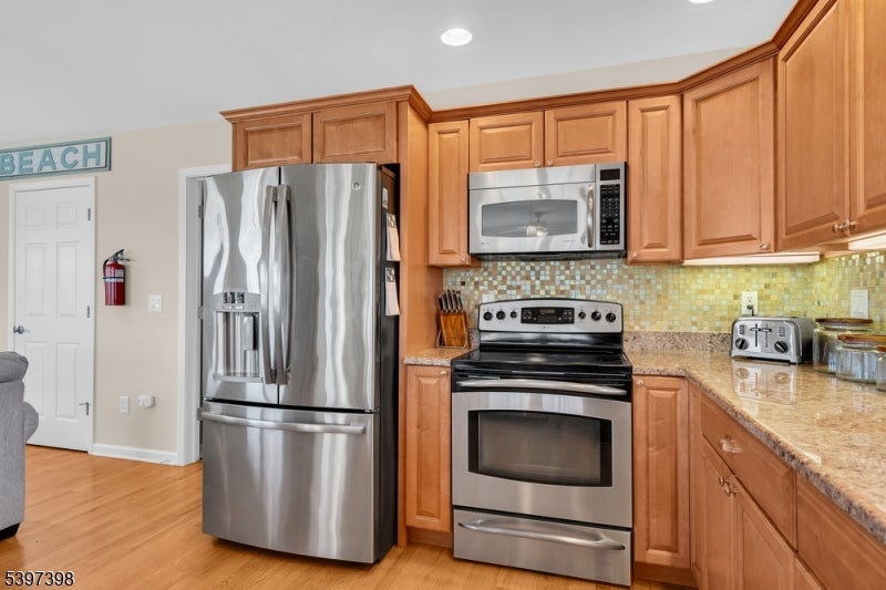 Ship Bottom Boro, New Jersey, 08008, United States, 5 Bedrooms Bedrooms, ,4 BathroomsBathrooms,Residential,Active,1996256