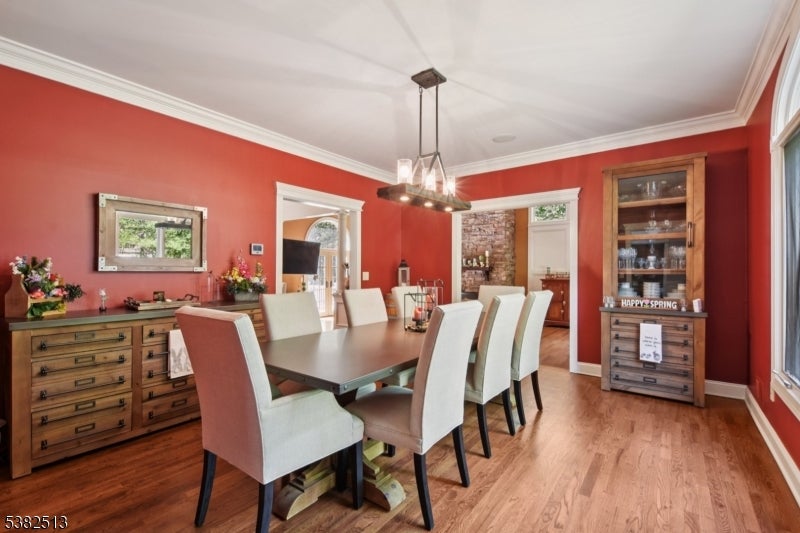 Warren Twp., New Jersey, 07059, United States, 5 Bedrooms Bedrooms, ,4 BathroomsBathrooms,Residential,Active,1945488