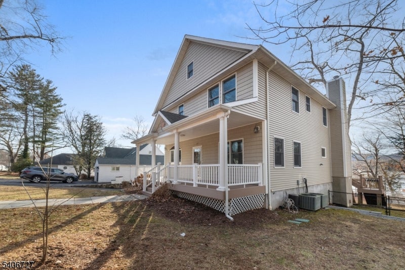 West Milford Twp., New Jersey, 07421, United States, 4 Bedrooms Bedrooms, ,4 BathroomsBathrooms,Residential,Active,2012909