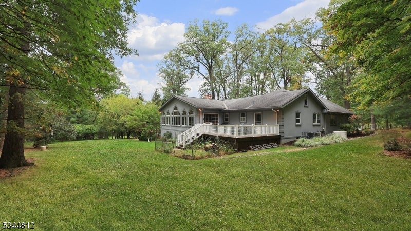 Watchung Boro, New Jersey, 07069, United States, 5 Bedrooms Bedrooms, ,4 BathroomsBathrooms,Residential,Active,1952610