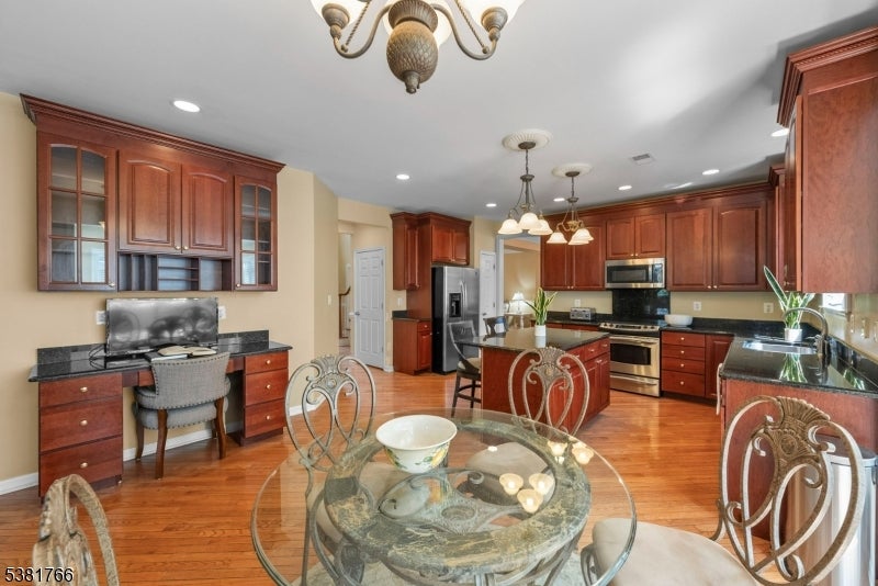 Franklin Twp., New Jersey, 08540, United States, 4 Bedrooms Bedrooms, ,3 BathroomsBathrooms,Residential,Active,1945520