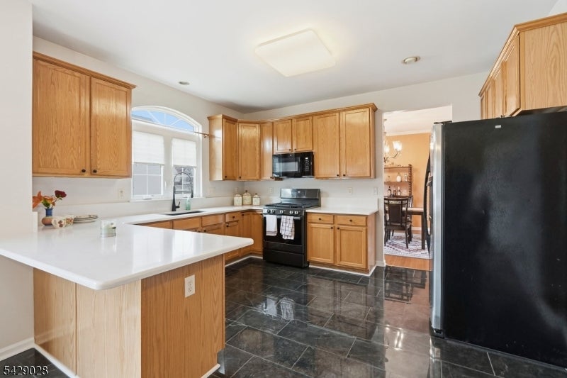 South Brunswick Twp., New Jersey, 08852, United States, 4 Bedrooms Bedrooms, ,3 BathroomsBathrooms,Residential,Active,2045401