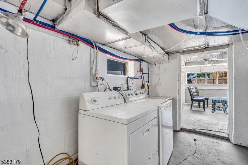 Hopatcong Boro, New Jersey, 07843, United States, 3 Bedrooms Bedrooms, ,2 BathroomsBathrooms,Residential,Active,1946536