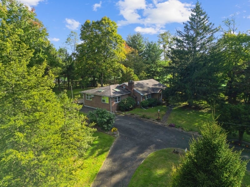 Chatham Twp., New Jersey, 07935, United States, 3 Bedrooms Bedrooms, ,1 BathroomBathrooms,Residential,Active,1894566