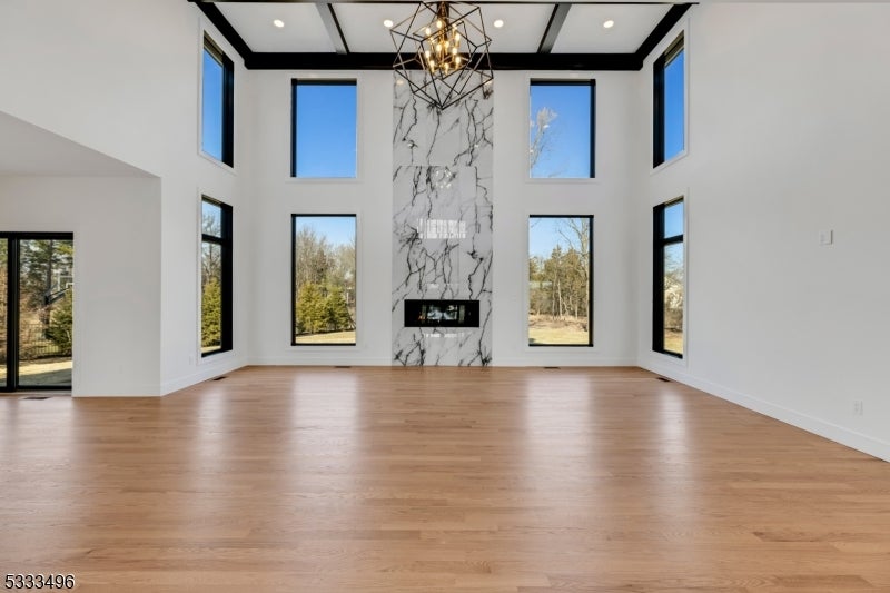 Bridgewater Twp., New Jersey, 08836, United States, ,6 BathroomsBathrooms,Residential,Active,1703973