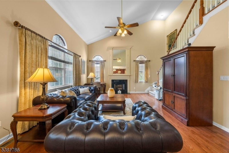 Franklin Twp., New Jersey, 08540, United States, 4 Bedrooms Bedrooms, ,3 BathroomsBathrooms,Residential,Active,1945520