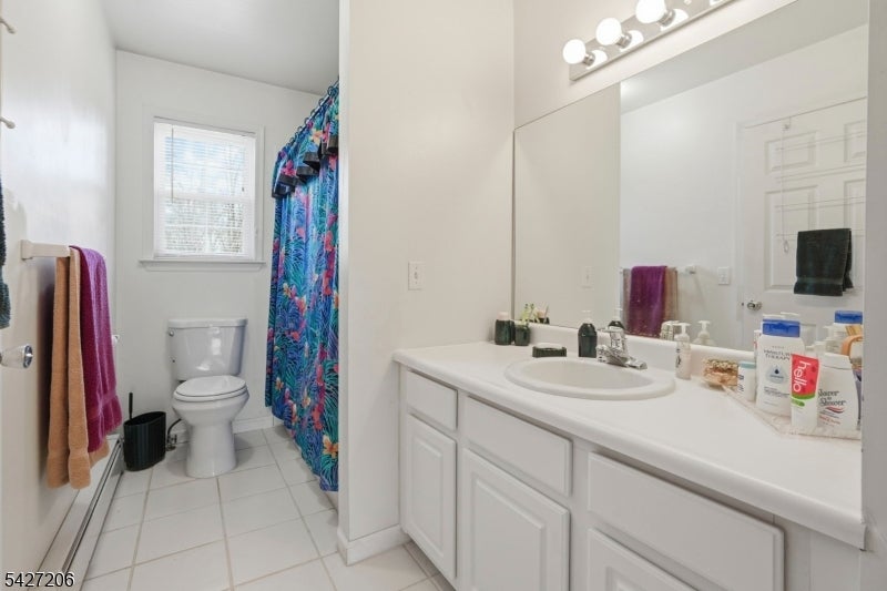 Franklin Twp., New Jersey, 08540, United States, 4 Bedrooms Bedrooms, ,4 BathroomsBathrooms,Residential,Active,2042172