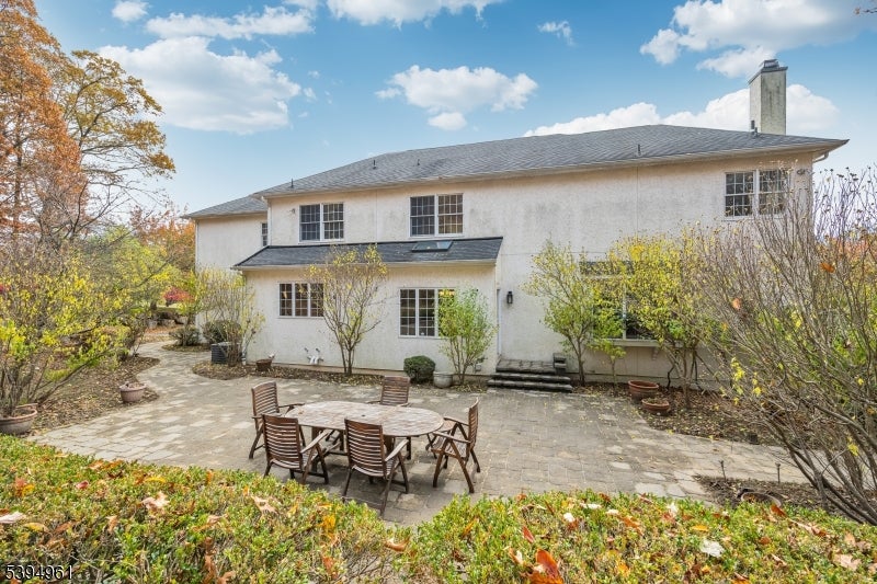 Mount Olive Twp., New Jersey, 07836, United States, 4 Bedrooms Bedrooms, ,4 BathroomsBathrooms,Residential,Active,1989757