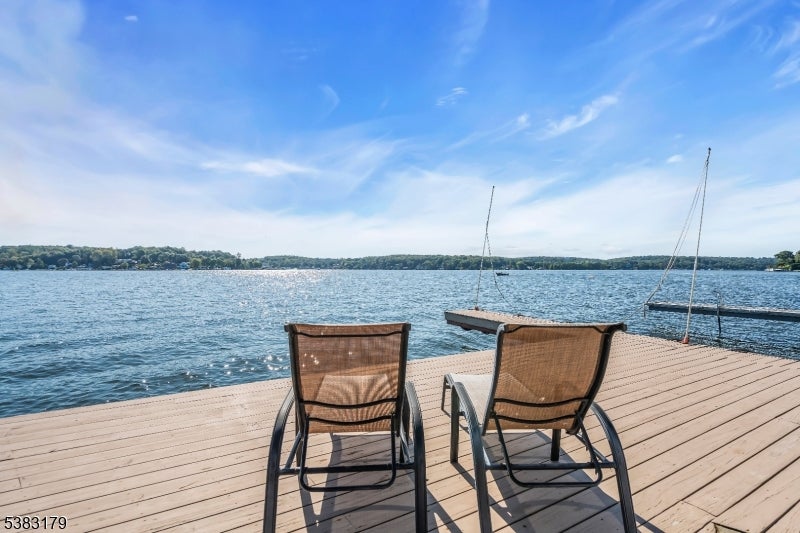 Hopatcong Boro, New Jersey, 07843, United States, 3 Bedrooms Bedrooms, ,2 BathroomsBathrooms,Residential,Active,1946536