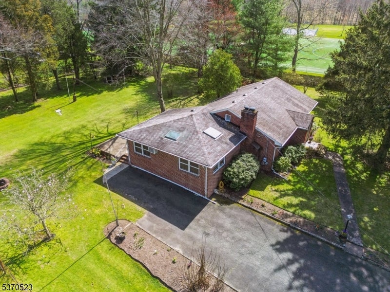 Chatham Twp., New Jersey, 07935, United States, 3 Bedrooms Bedrooms, ,1 BathroomBathrooms,Residential,Active,1894566