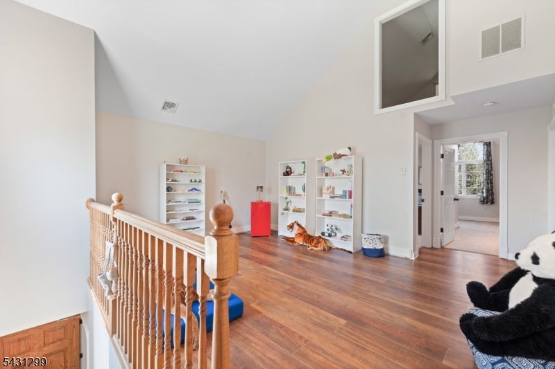 Montgomery Twp., New Jersey, 08502, United States, 5 Bedrooms Bedrooms, ,4 BathroomsBathrooms,Residential,Active,2045797