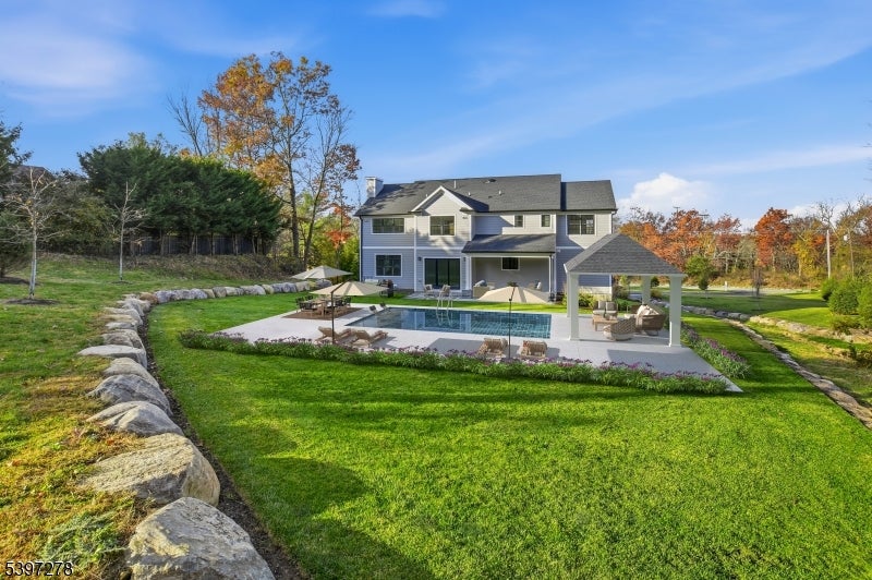 Livingston Twp., New Jersey, 07039, United States, 6 Bedrooms Bedrooms, ,6 BathroomsBathrooms,Residential,Active,2045758