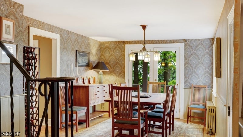 Watchung Boro, New Jersey, 07069, United States, 5 Bedrooms Bedrooms, ,4 BathroomsBathrooms,Residential,Active,1962192