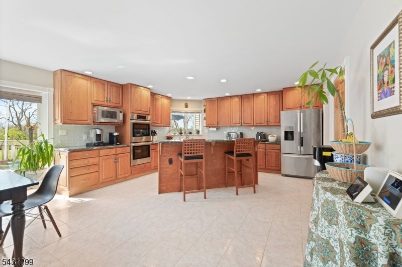 Montgomery Twp., New Jersey, 08502, United States, 5 Bedrooms Bedrooms, ,4 BathroomsBathrooms,Residential,Active,2045797