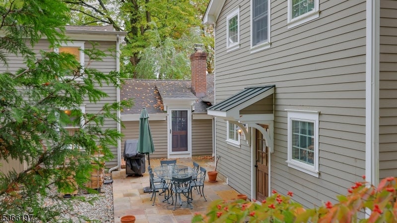 Watchung Boro, New Jersey, 07069, United States, 5 Bedrooms Bedrooms, ,4 BathroomsBathrooms,Residential,Active,1962192