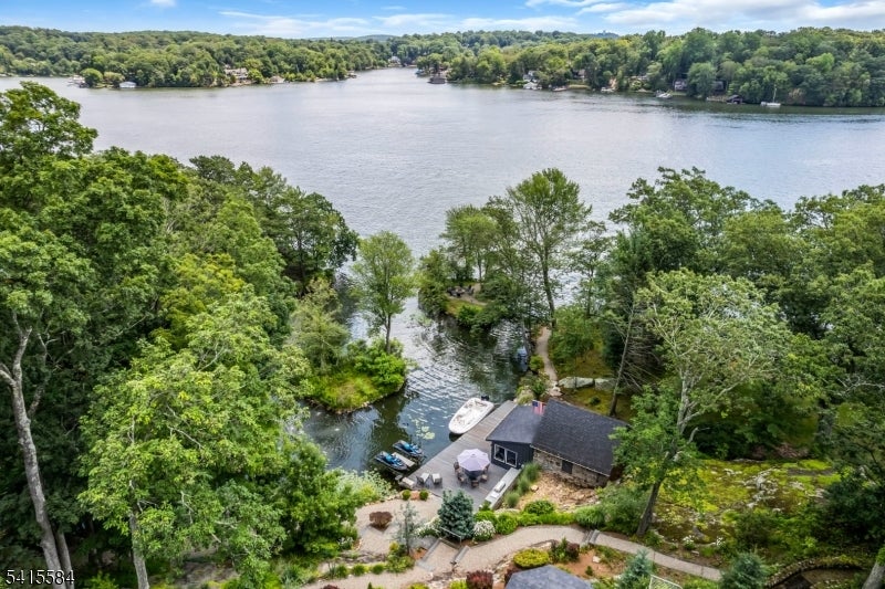Hopatcong Boro, New Jersey, 07821, United States, 3 Bedrooms Bedrooms, ,3 BathroomsBathrooms,Residential,Active,2043427